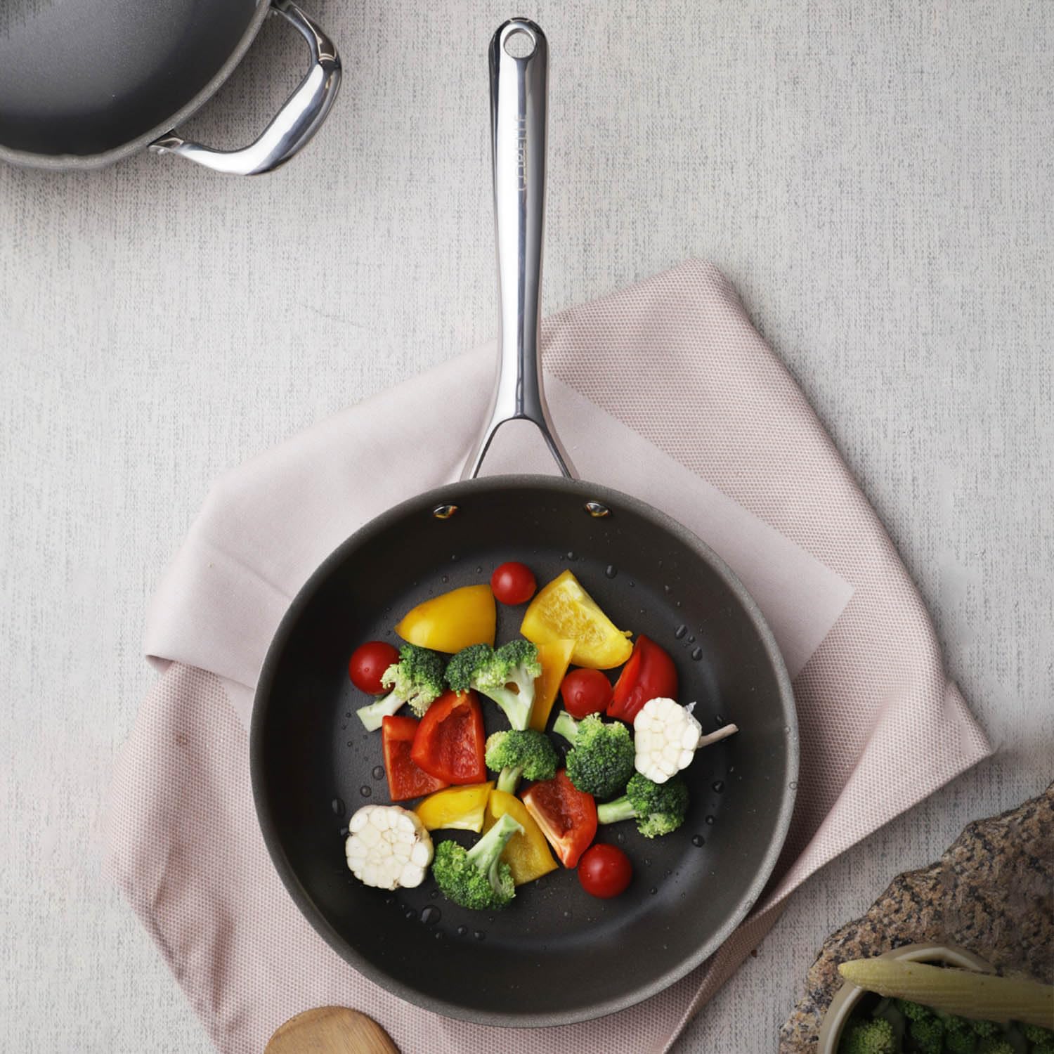 Duranano 24cm Fry pan – Corellebrands